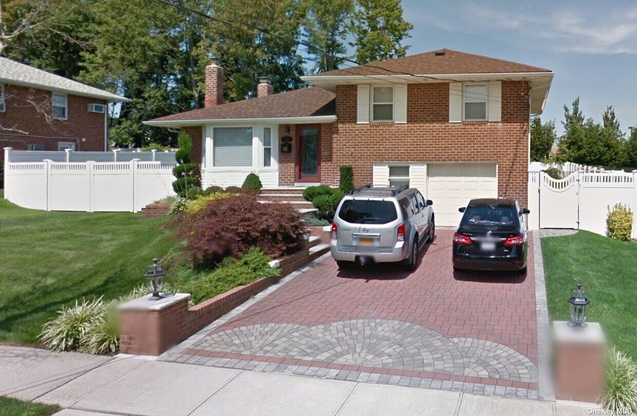 Building Photo - 209 Martin Dr