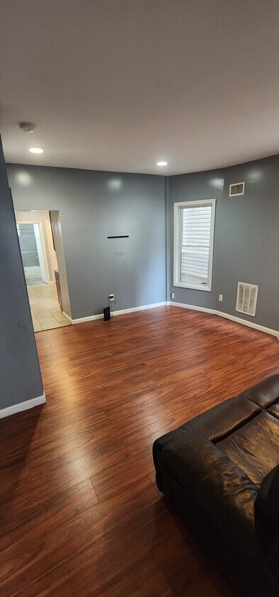 Foto principal - 85 2nd St