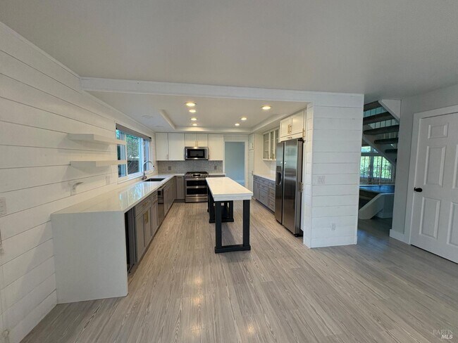 Foto del edificio - 5705 Davis Cir