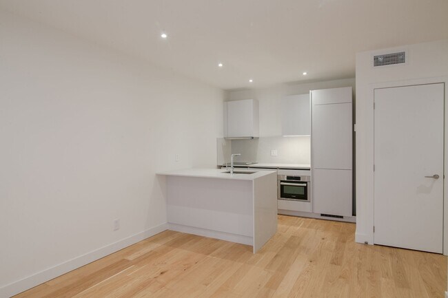 Photo du bâtiment - 3435 Rue Drummond