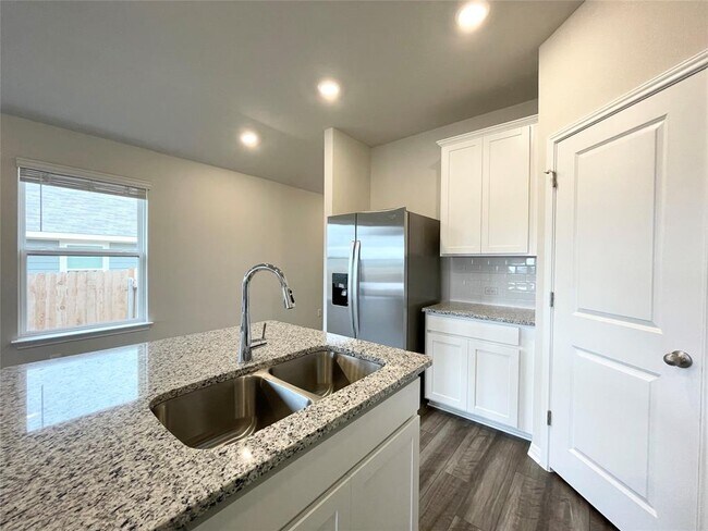 Foto del edificio - 3622 Sweet Watermelon Ln