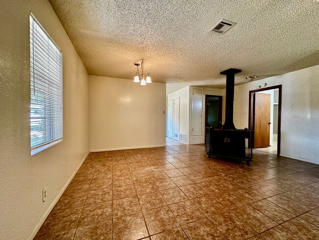 Foto del edificio - 3 bedroom 2 bath home in Ingram