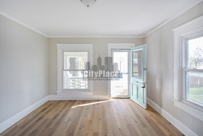 Photo - 2012 Olive St House