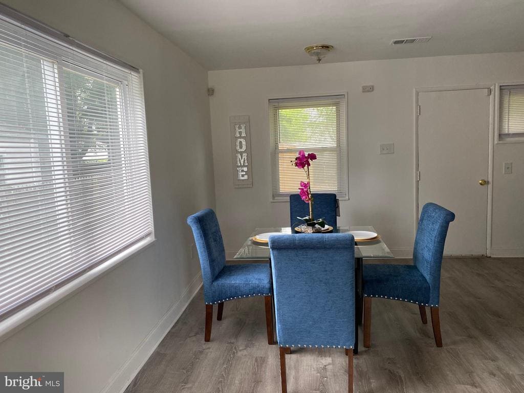 Primary Photo - 1120 Wentworth Dr