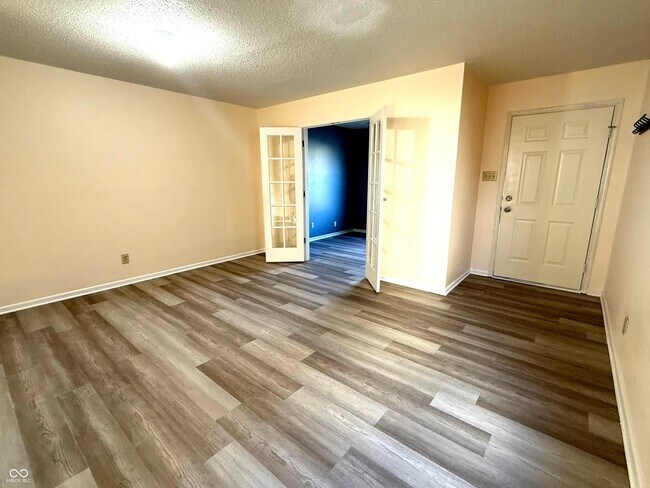 Foto del edificio - 11835 Buck Creek Cir