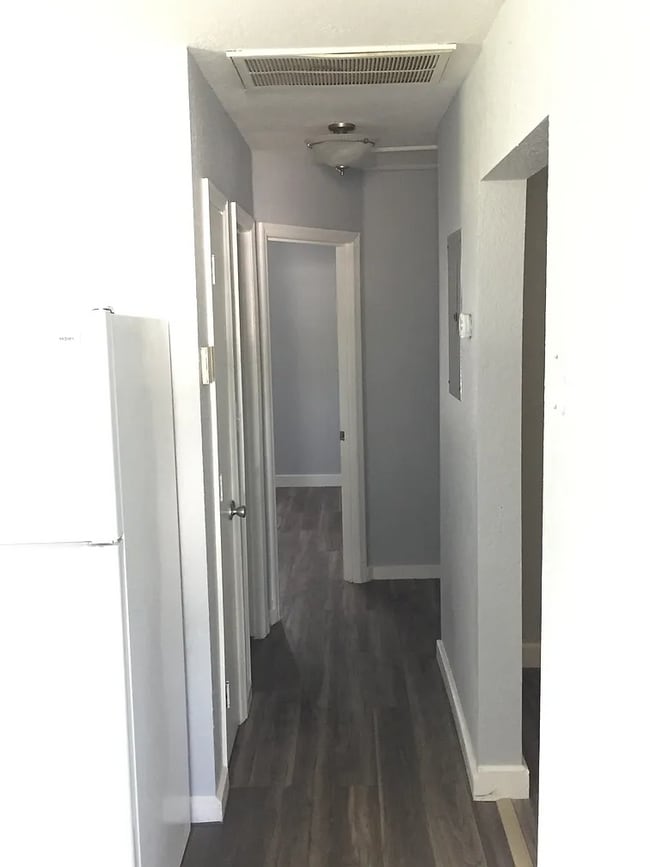 Building Photo - 1625 Grayson Dr