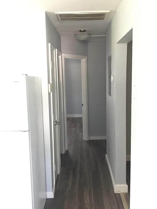 Foto del edificio - 1625 Grayson Dr