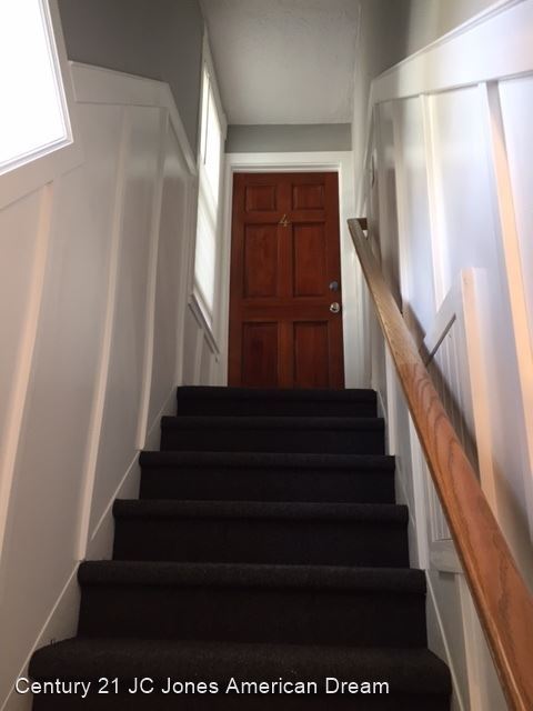 Foto del edificio - 1 br, 1 bath House - 303 NE D St. #4