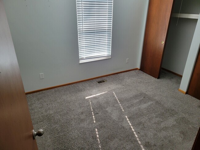 Foto del edificio - 424 Heritage Cir