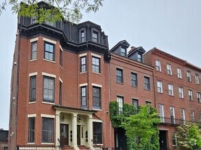 Building Photo - 65 Otis St