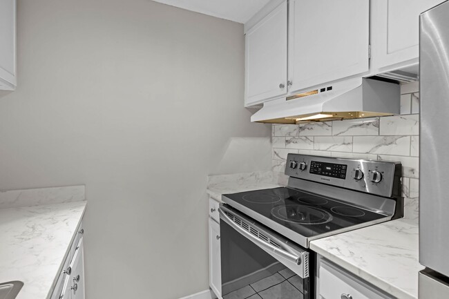 Photo - Updated 2-bedroom condo in Denver!