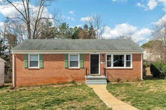Building Photo - 105 Piedmont Ave S