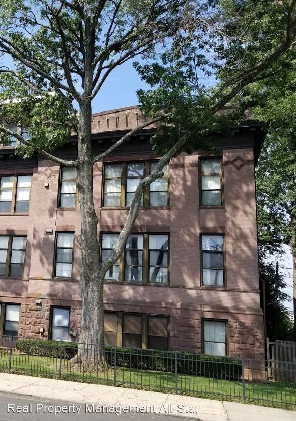 Foto del edificio - 1470 Campbell St