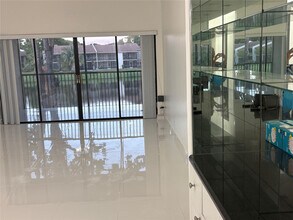 Building Photo - 2035 SW 15th St