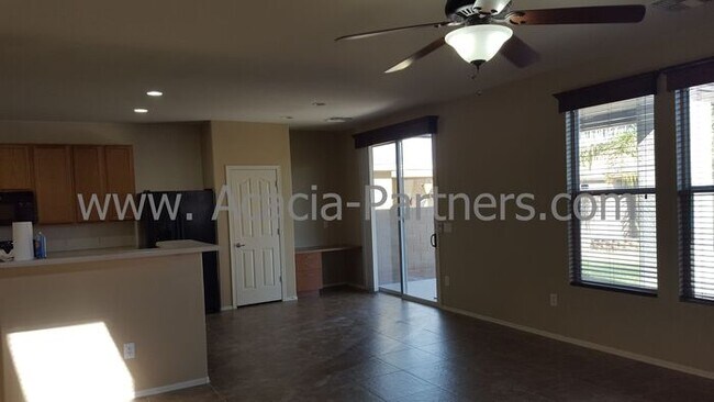 Foto del edificio - 2 Story Northwest Home