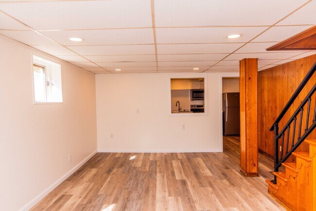 Foto del edificio - 700 Grove Ave