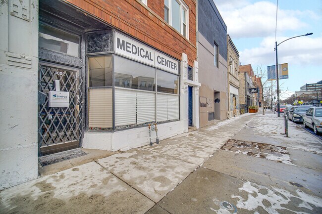 Foto del edificio - 1002 N Western Ave