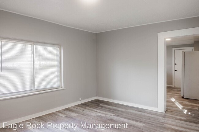 Building Photo - 1 br, 1 bath House - 9000 McCain Road