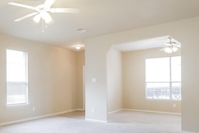 Building Photo - 22035 Willow Downs Dr