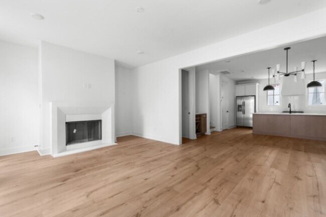 Foto del edificio - 1814 Stewart Pl