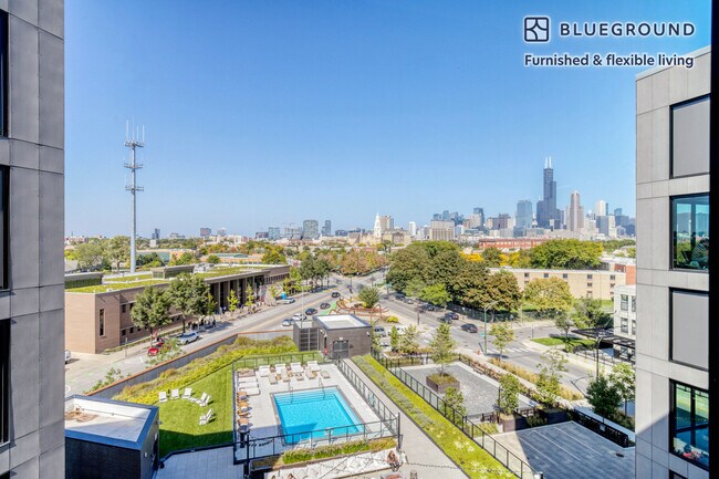 Foto del edificio - 1461 S Blue Island Ave