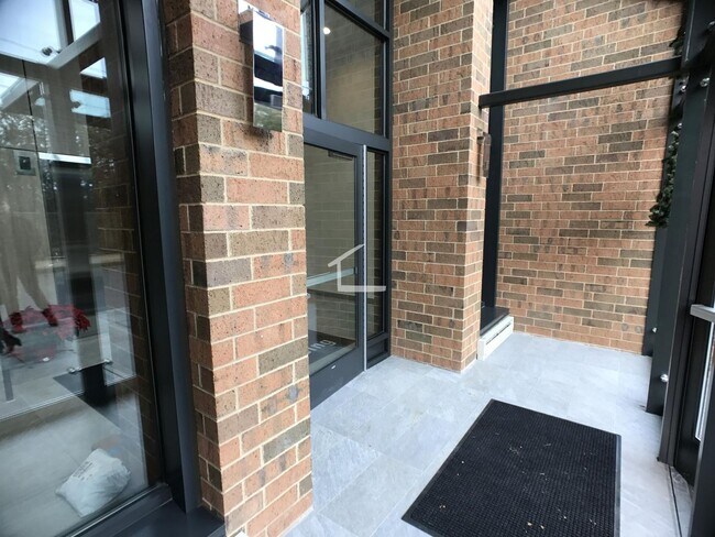 Foto del edificio - 2Br/2Bth, Great Locaton! Walk to T, Star Market, BU