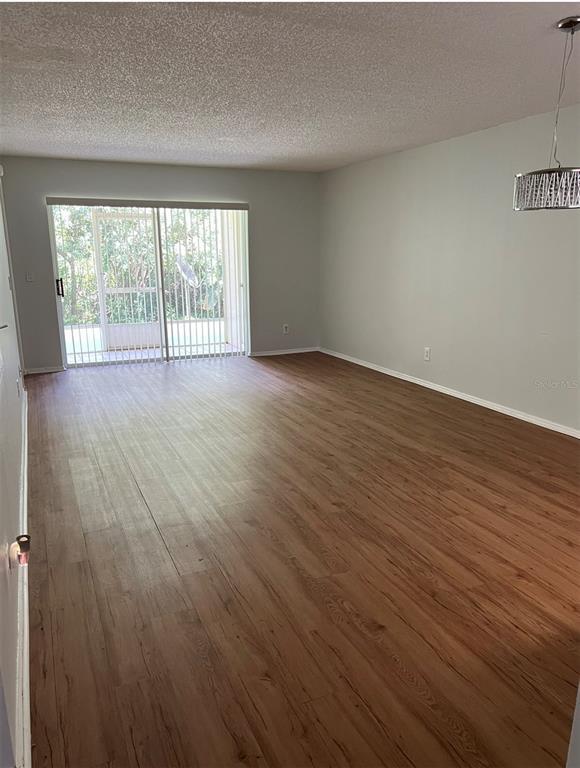 Foto del edificio - 13843 Timberland Dr