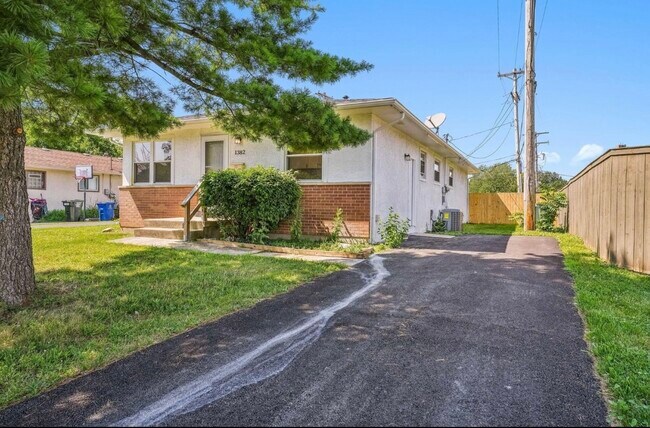 Foto del edificio - 1382 Pegwood Dr