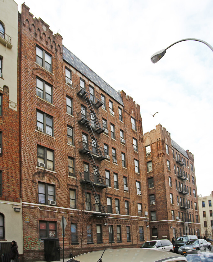 Foto principal - 530 Parkside Ave