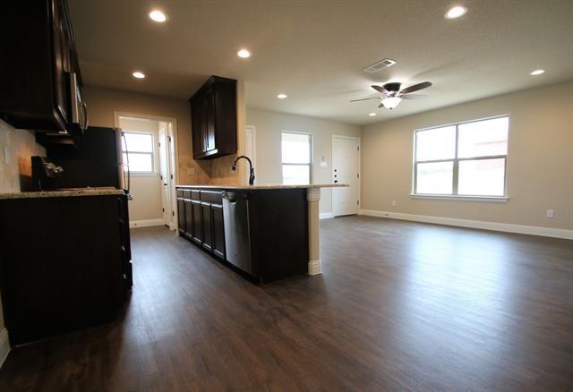 Building Photo - 150 Crossbow Ct