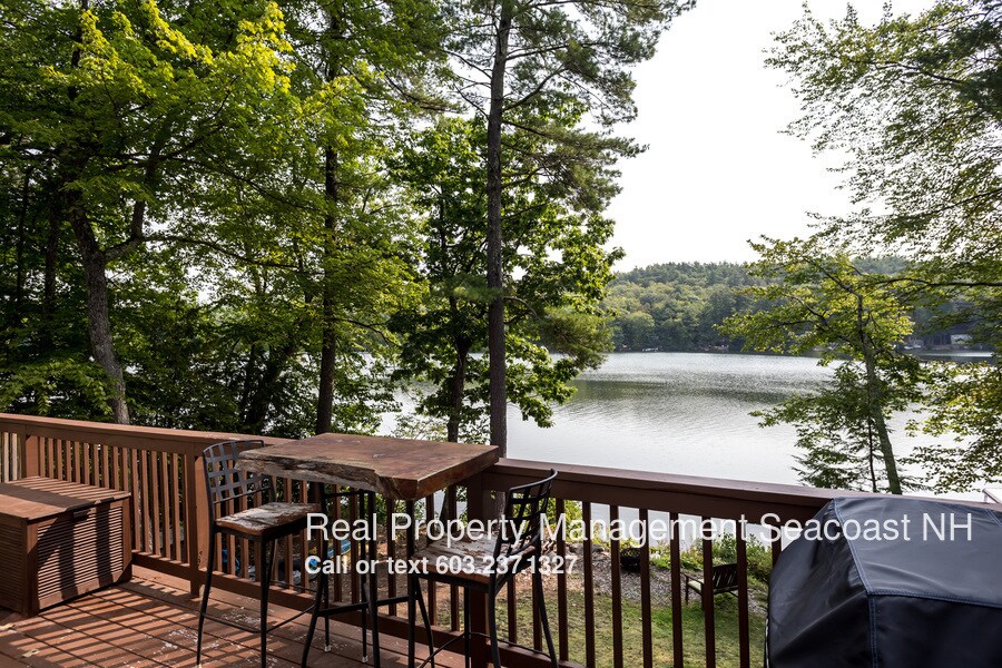 Primary Photo - 252 Flower Dr
