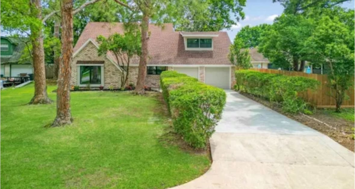 Primary Photo - 2506 Swan Ct