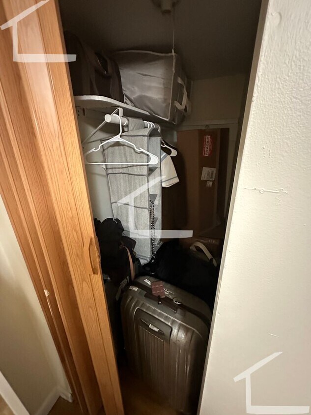 Foto principal - Allston 1 Bed Available 9/15 - No Broker Fee