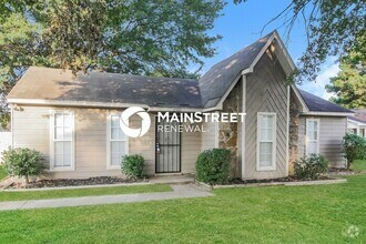 Building Photo - 2563 Country Trail Dr