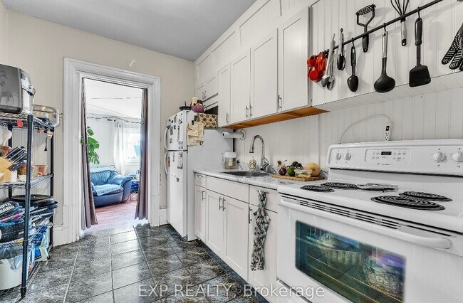 Photo du bâtiment - 44 Catharine St