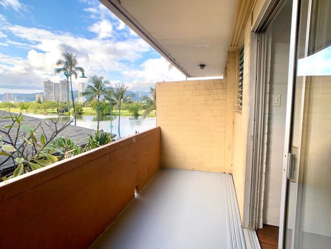 Foto del edificio - 264 Ka?iulani Ave