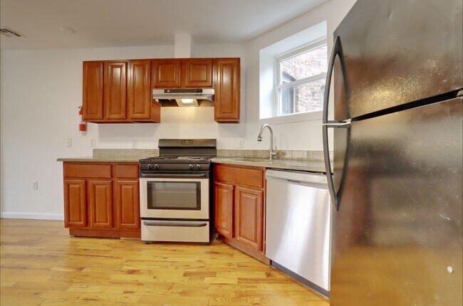 Building Photo - 236 Van Horne St