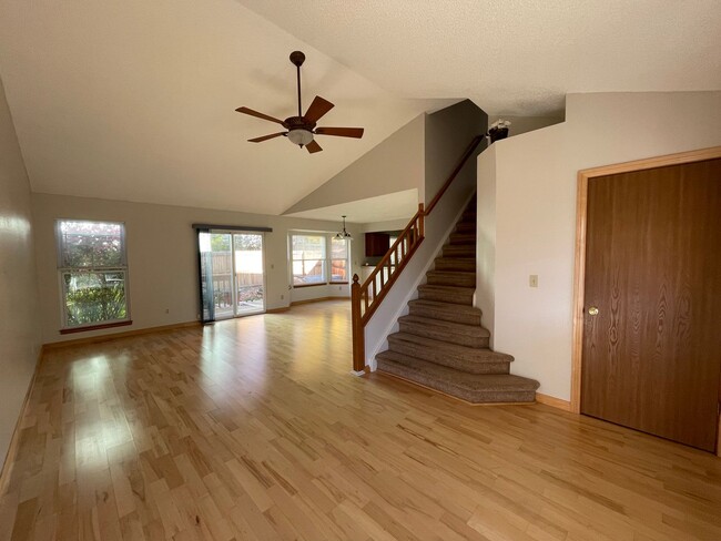 Foto del edificio - Gorgeous Home in Lafayette! AVAILABLE 1/1!