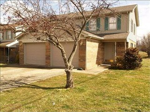 Primary Photo - 322 S Keeneland Dr