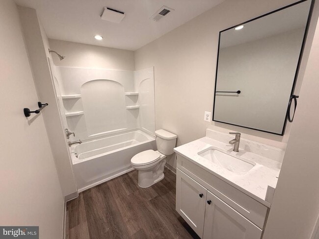 Foto del edificio - 21899 Three Notch Rd