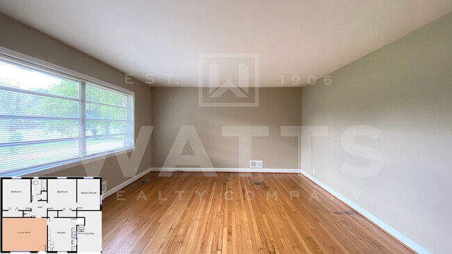 Building Photo - Silver Lake Duplex