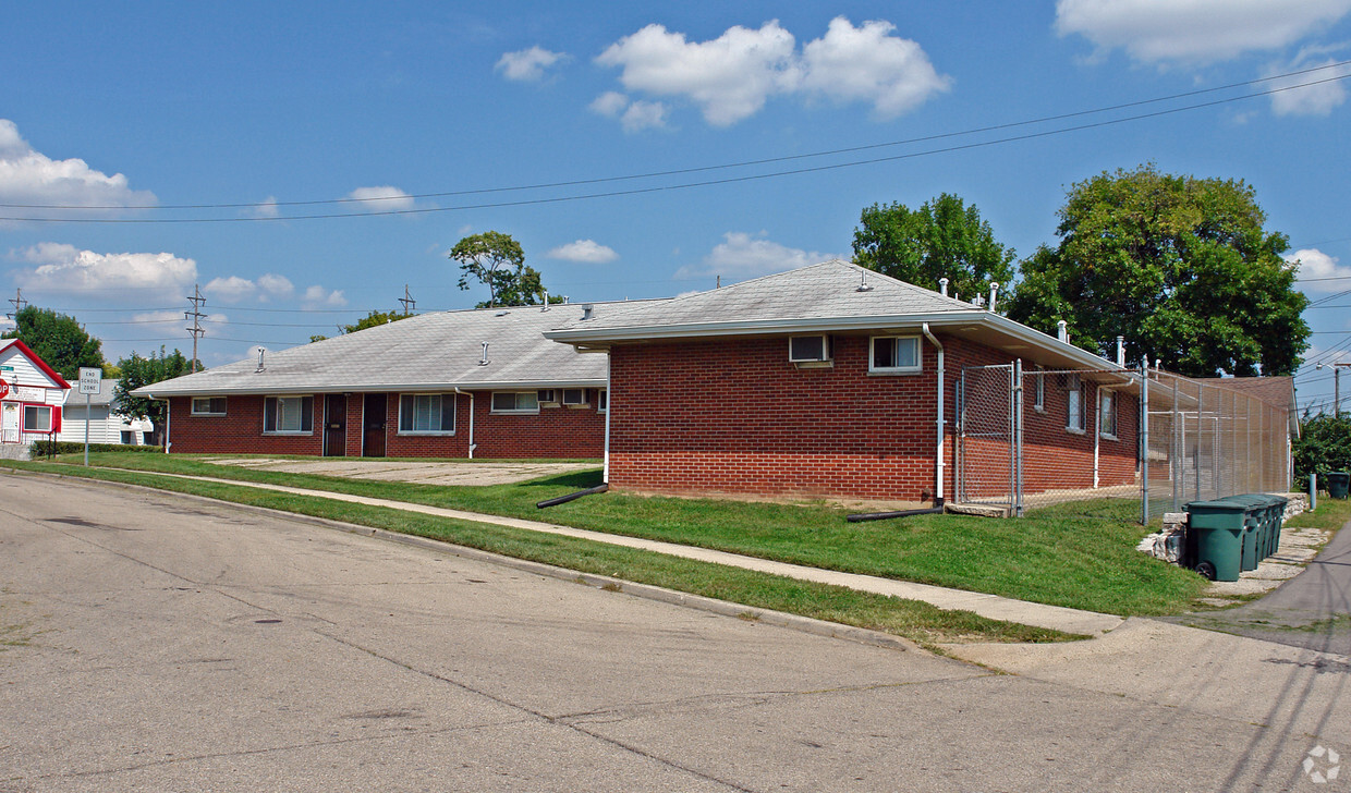 Building Photo - 2626 Germantown St