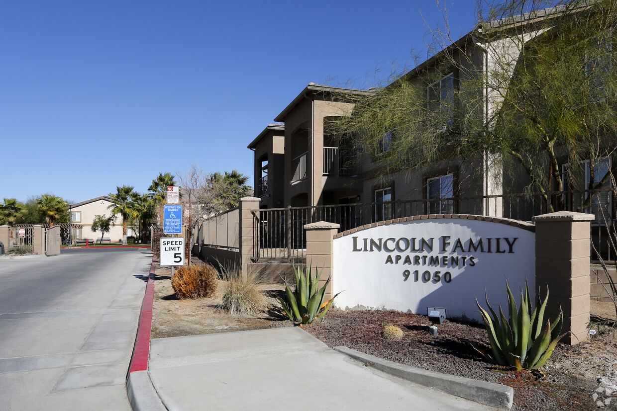 Primary Photo - Lincoln Family Apartments