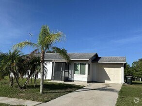Building Photo - 5439 Kenwood Dr