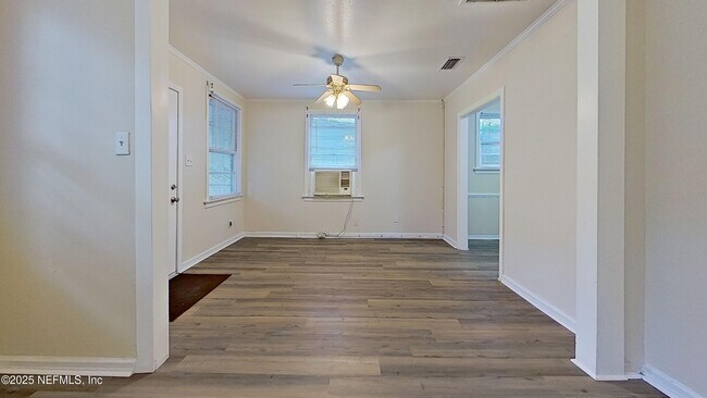 Foto del edificio - 610 Edgewood Ave S