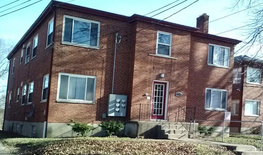 Foto principal - 7744 Stillwell Rd