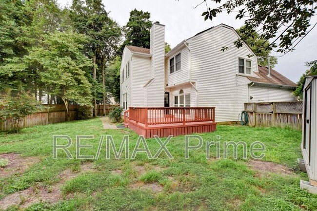 Building Photo - 1025 Still Meadow Ct