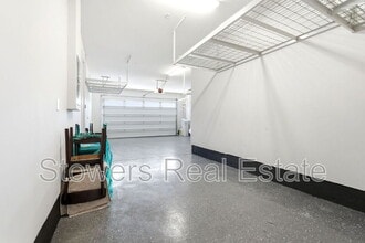 Building Photo - 6336 Moser Wy