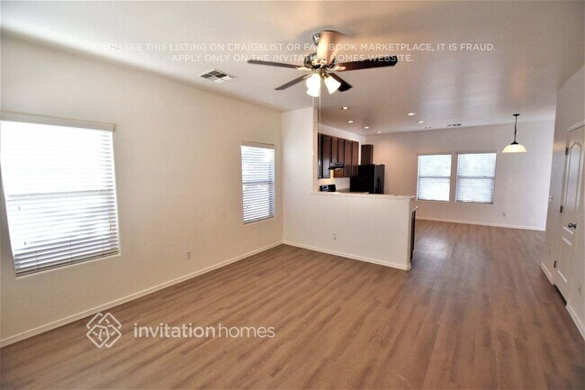 Building Photo - 2620 S Southwind Dr