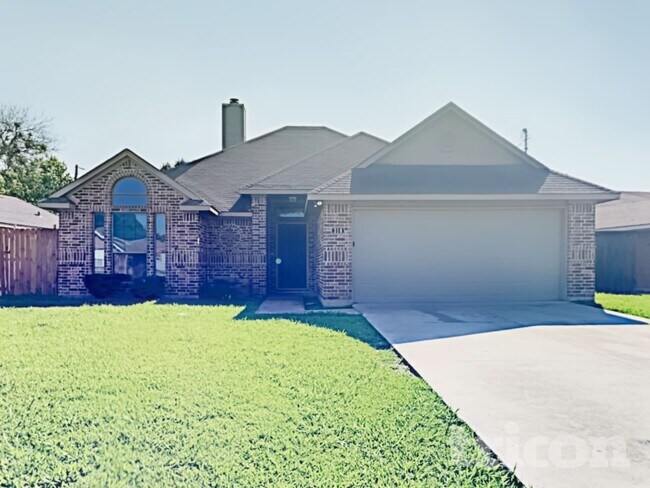 Foto del edificio - 310 Southlake Dr